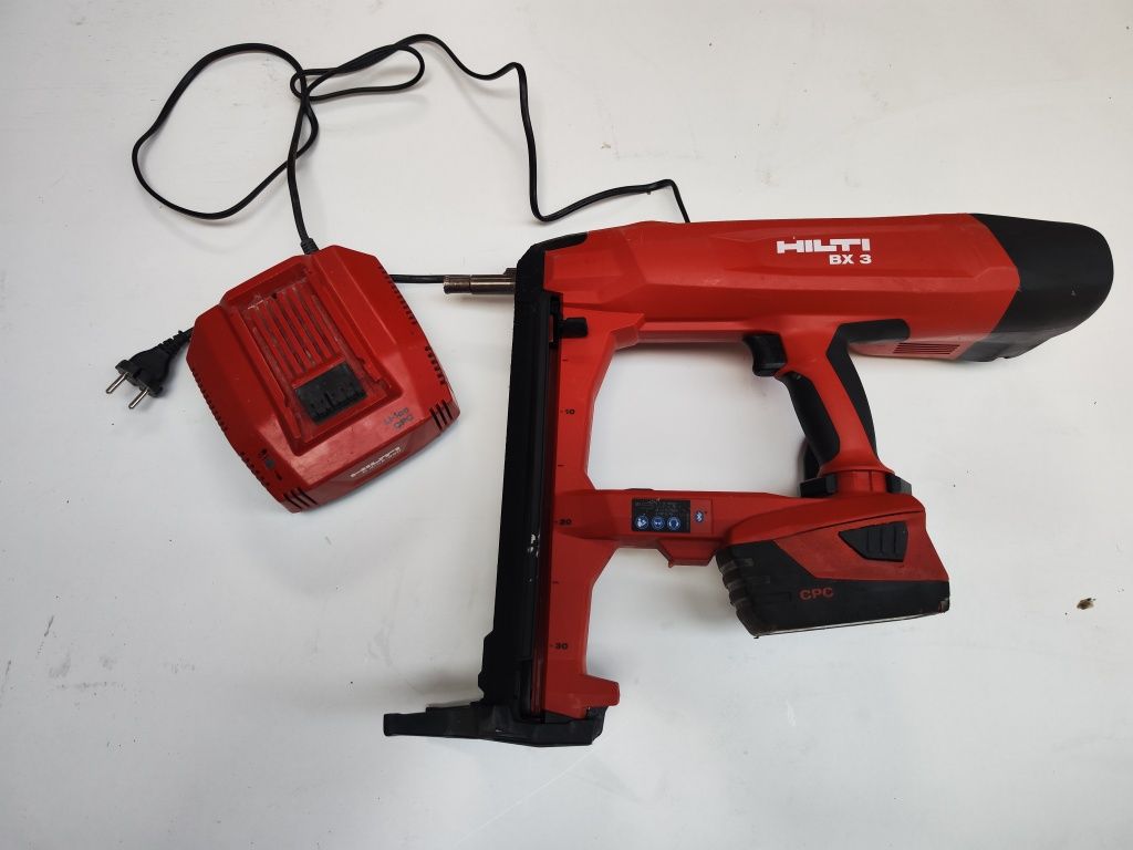 Pistol de batut cuie in beton HILTI BX 3 pt profile