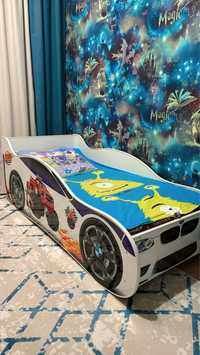 Кровать машина детский