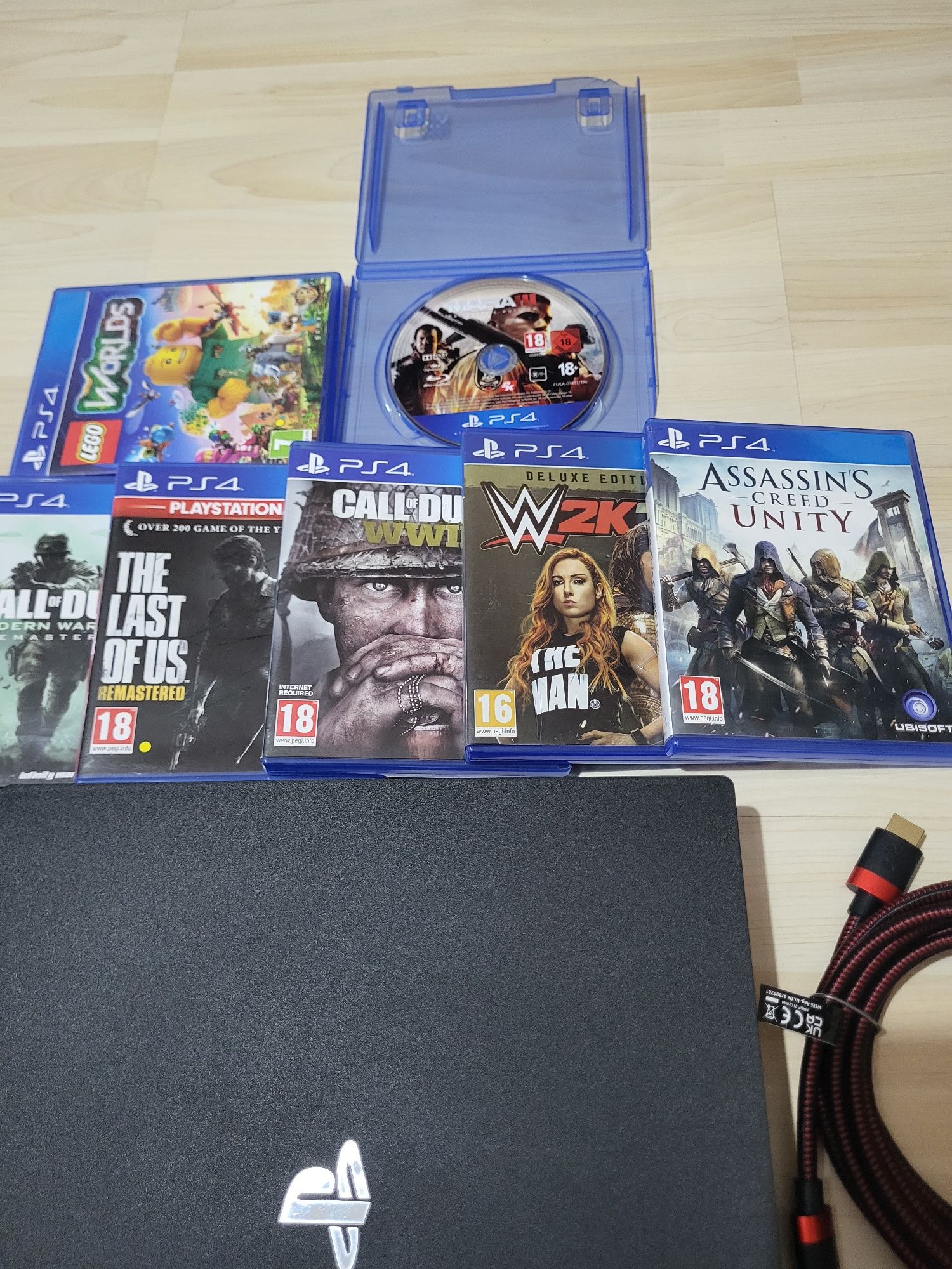 Playstation 4 PRO 1TB + игри