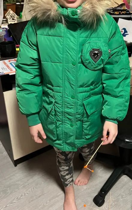 Продам детский зимний пуховик