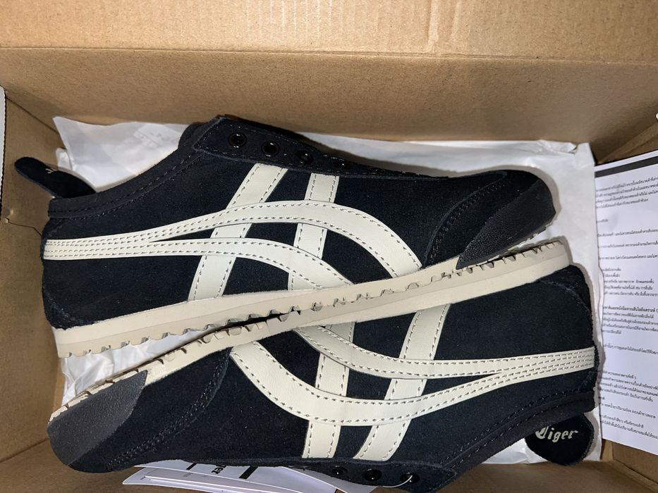 Продам новые кроссовки Onitsuka Tiger черные