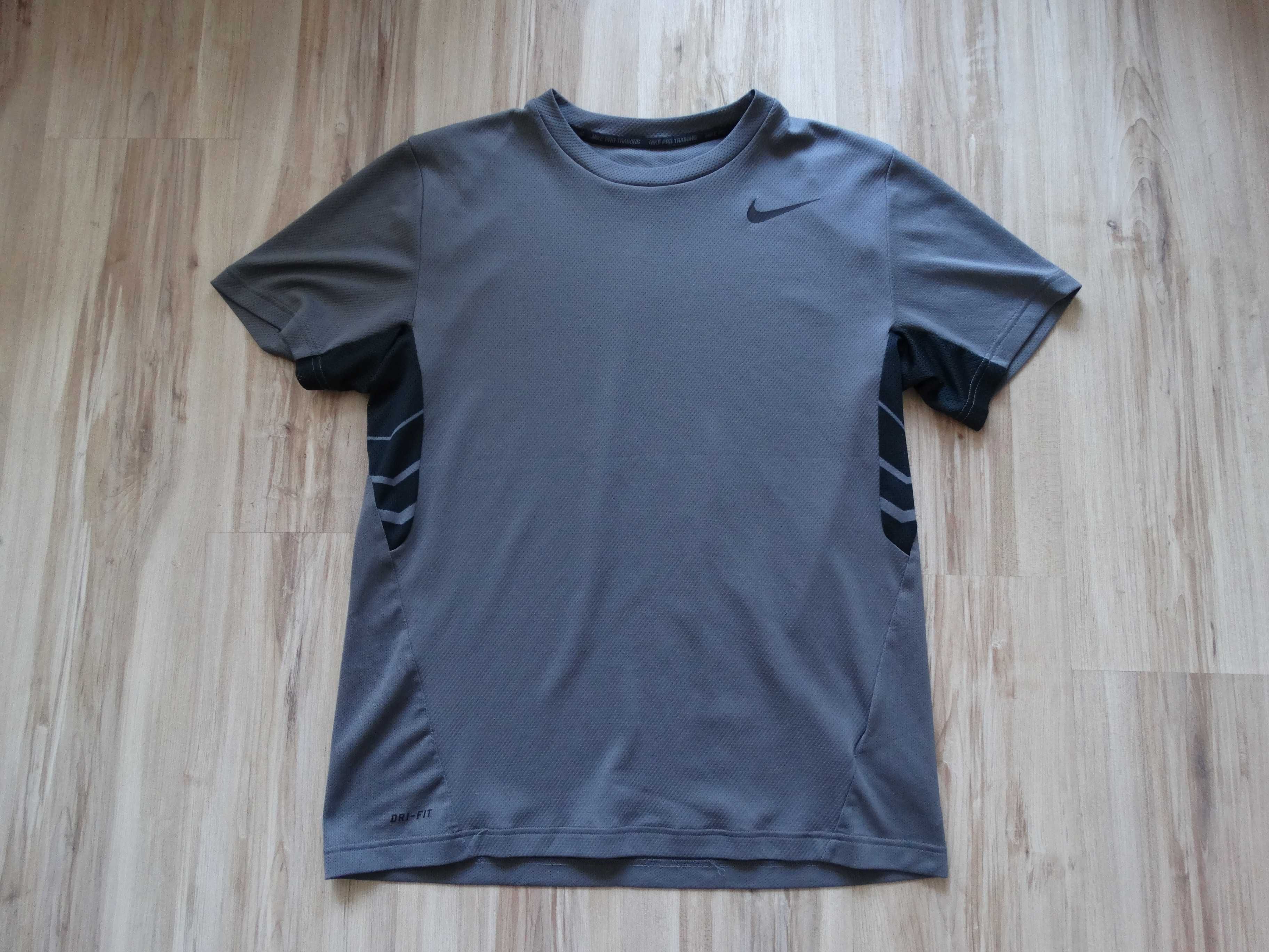 Найк Nike Dri Fit мъжка спортна тениска размер L