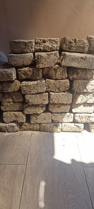 Cărămidă nearsa, voiuga