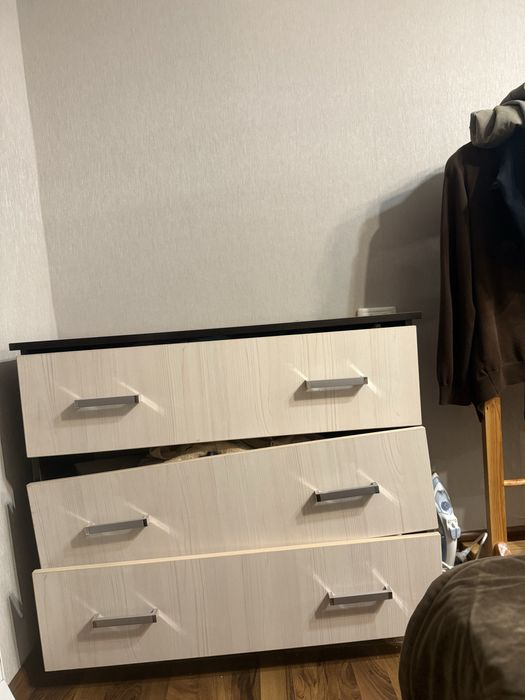 Продам комод 15000