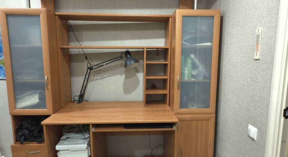 Стол в хорошем состоянии