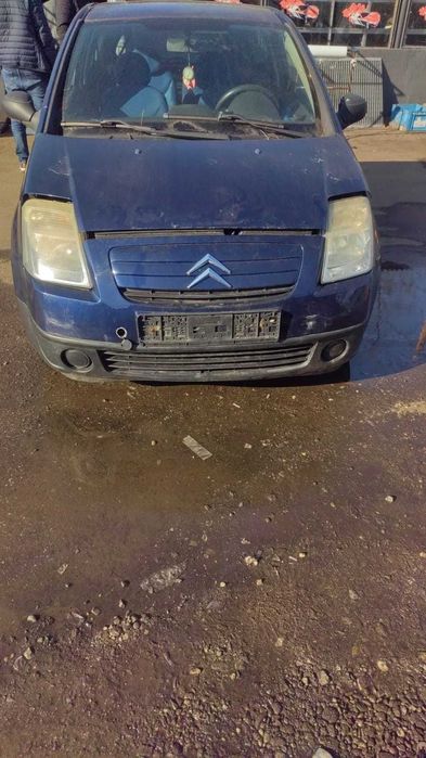 Dezmembrez Citroen C2  1.4 HDi an 2005 cod motor 8HZ