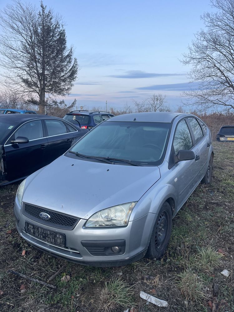 Dezmembrez ford focus 2 1.6 g8da