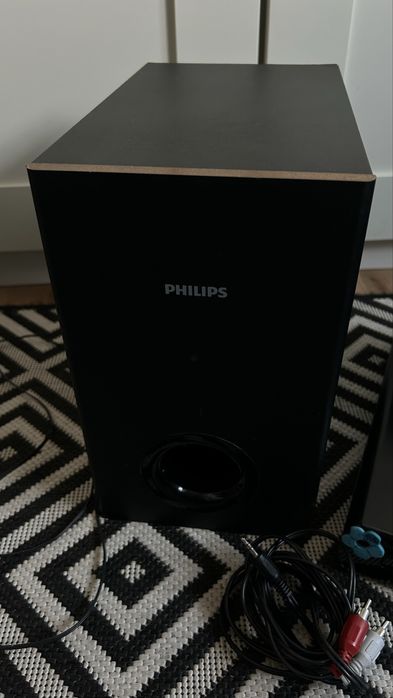 Sistem audio, se aud foarte bine