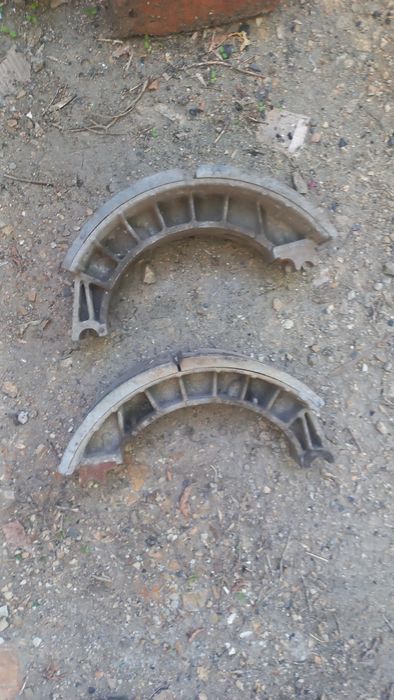 продам колодки на зил 130