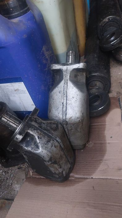 Vând pompe basculare 8x4,6x4