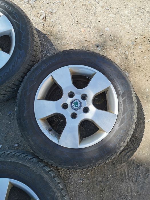 15 ки алуминиеви джанти 5х112 със зимни гуми /seat/audi/skoda/vw
