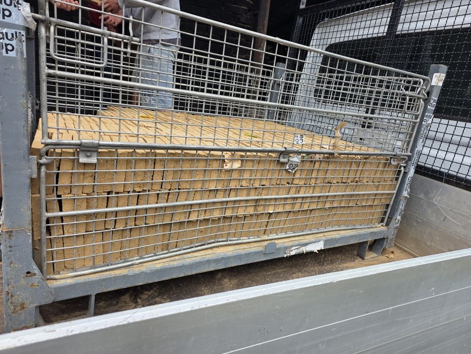 Box paleta mari de vanzare