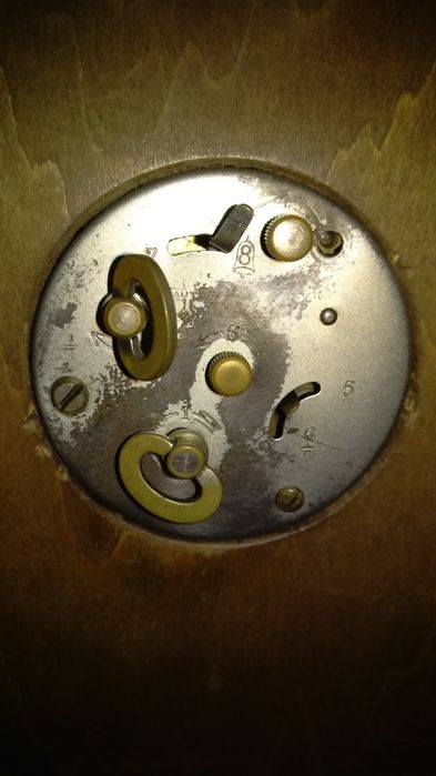 Vând-schimb ceas de masa german marca MAUTHE