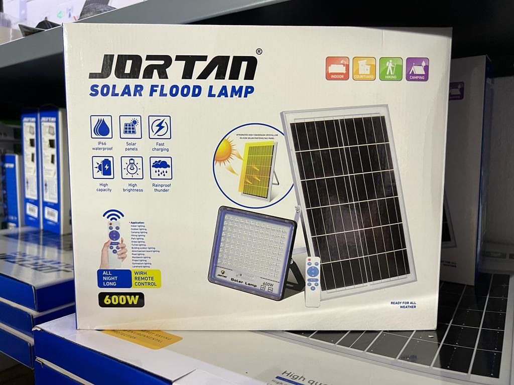 Proiector solar 600W Jortan cu cablu de 4M și telecomanda