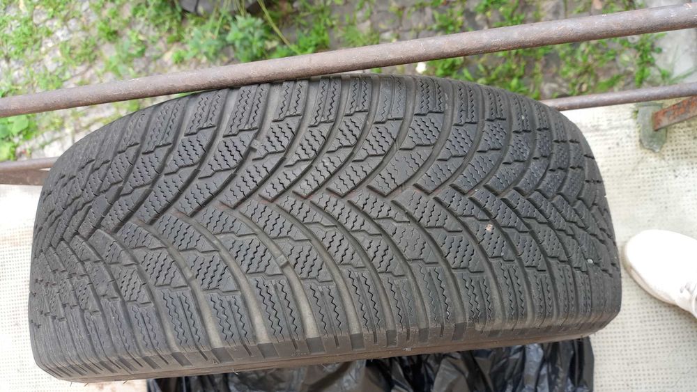 Vand set 4 anvelope de iarna Firestone WinterHawk 4 215/55R17 98V.