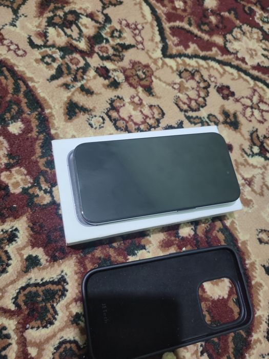 iPhone 15 pro black titanium. 100% battery