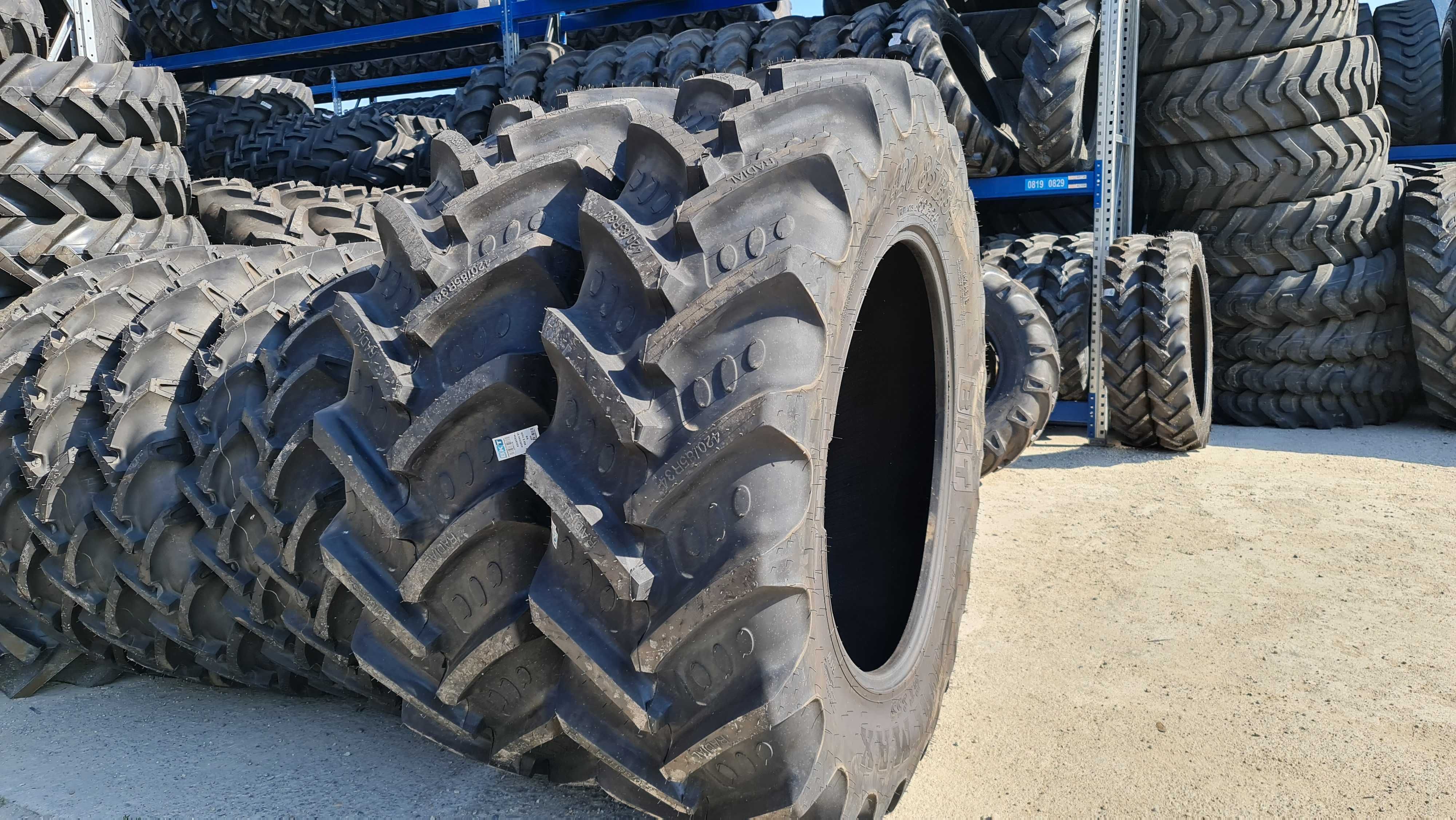 Cauciucuri radiale 420/85R34 marca BKT anvelope noi 16.9R34 TRACTOR