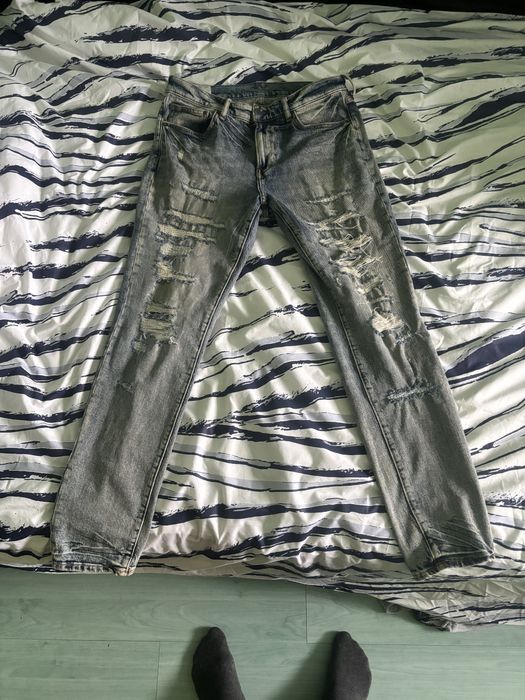 Продавам дрехи на лида