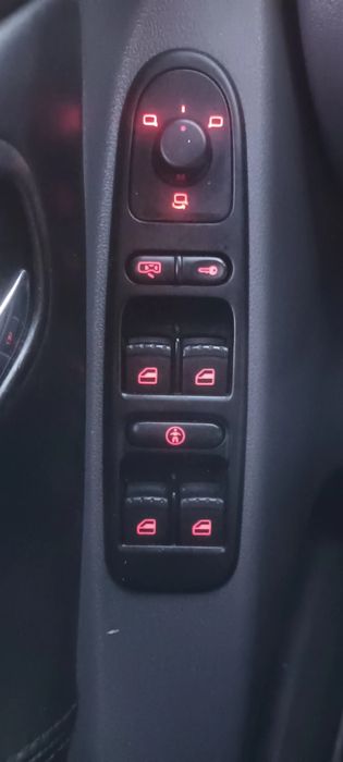 Doar vând Seat Toledo