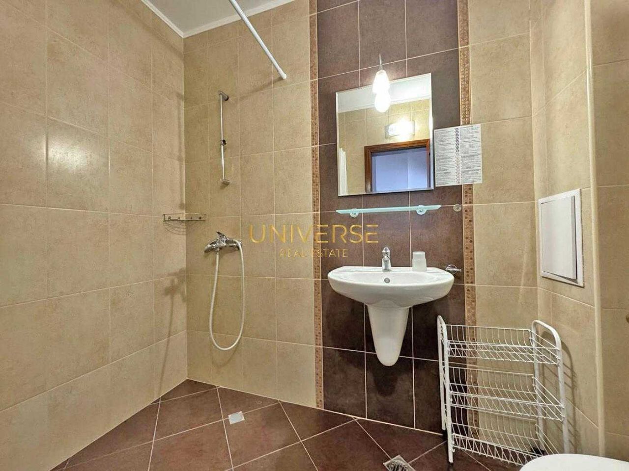 Продава се Двустаен апартамент в к.к. Слънчев бряг - 71 кв.м за 1155 €/кв.м - Снимка #10