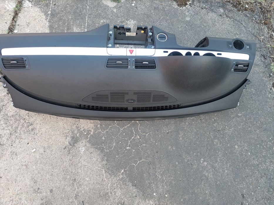Plansa bord Passat B6 2005-2010