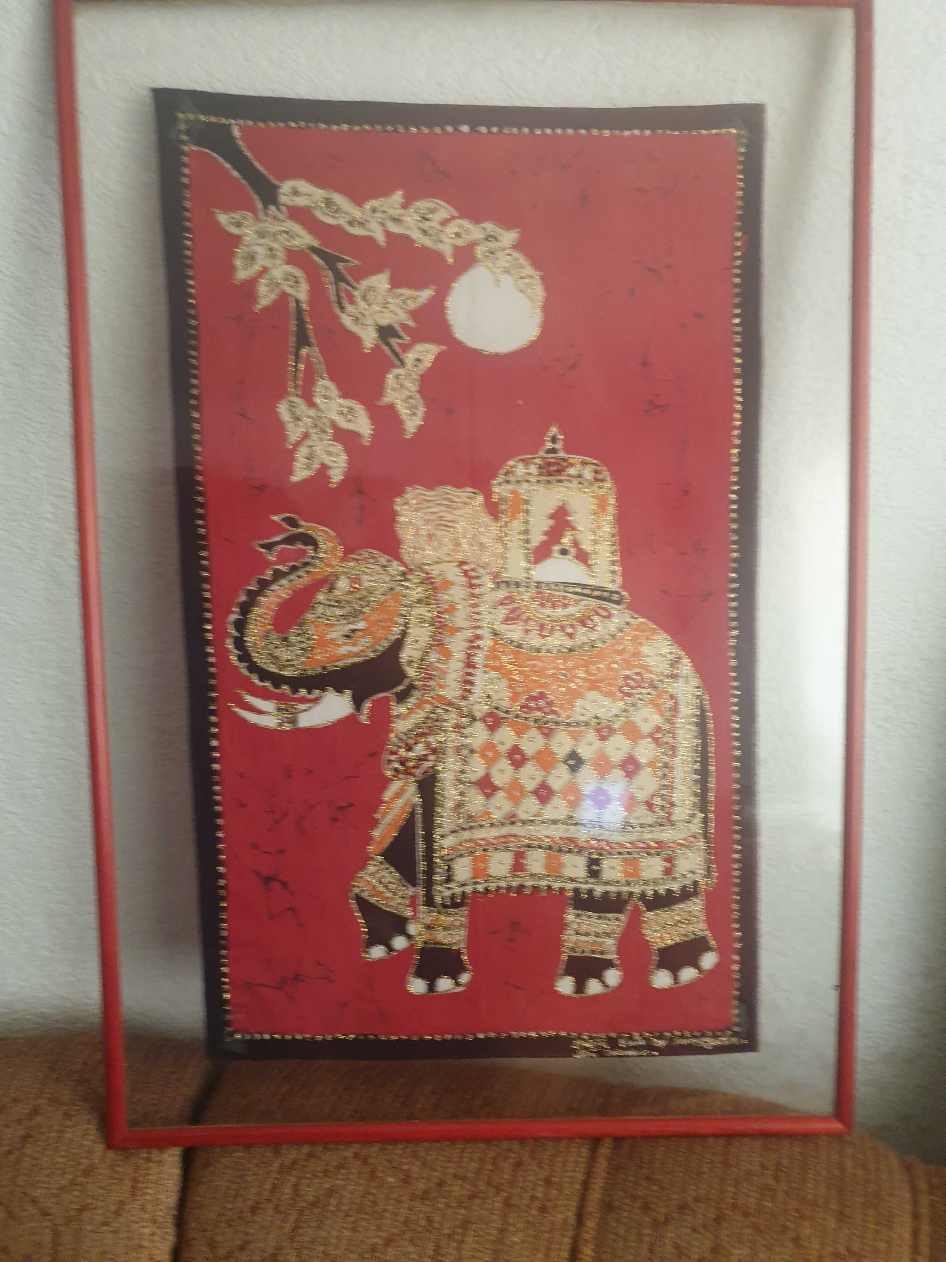 Ръчно рисувана индийска авторска  коприна в защитна рамка със стъкло