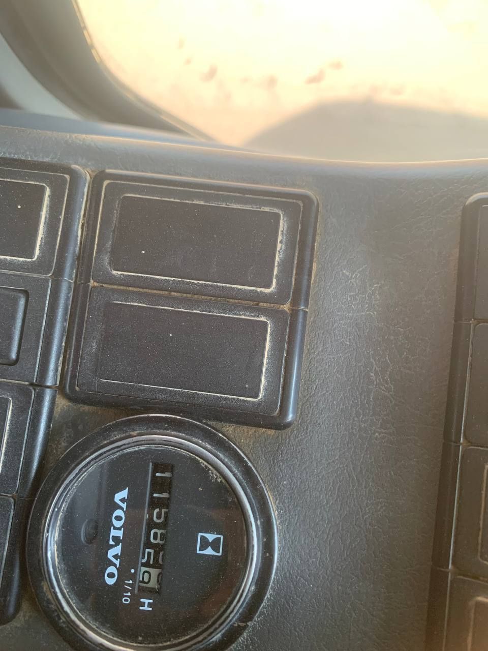 Экскаватор Volvo