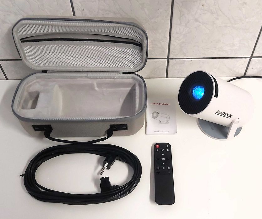 Videoproiector Smart Madynik