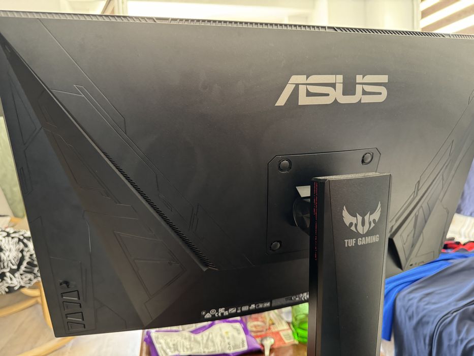 Monitor gaming Asus , 27 inci , display spart, cablu alimentare.