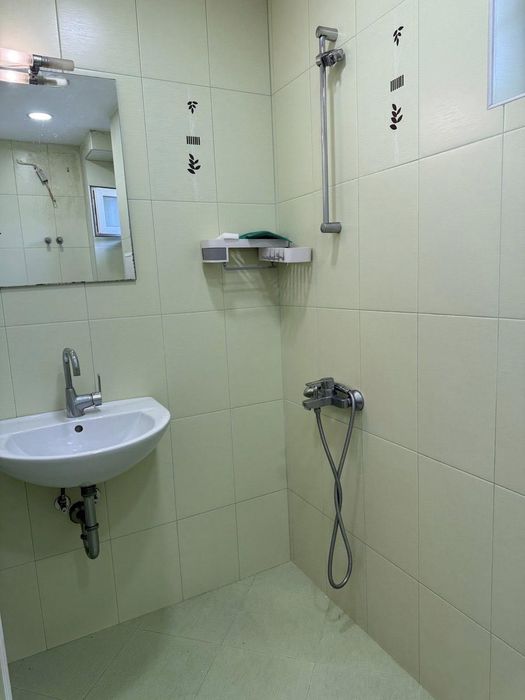 Дава се под наем Двустаен апартамент в София, Център - 75 кв.м за 700 € - Снимка #11