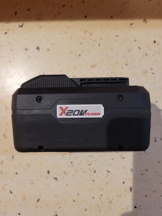 Батерия Parkside 20 волта 8 амперчаса смарт