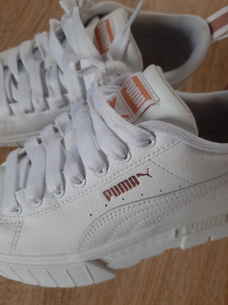 Дамски сникърси Puma Mayze Classic