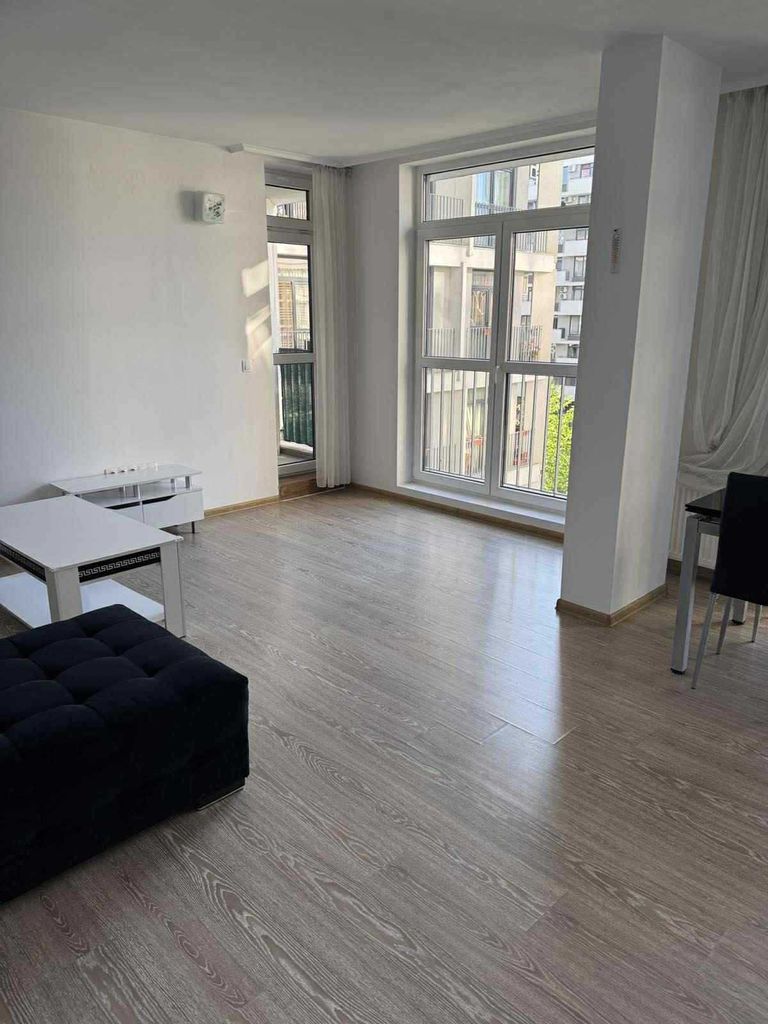 Дава се под наем Двустаен апартамент в София, Дружба 2 - 78 кв.м за 663 € - Снимка #2