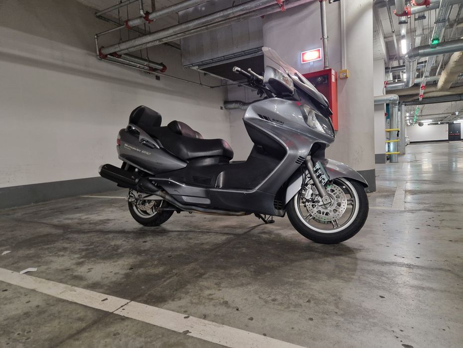 Suzuki burgman 650 executive