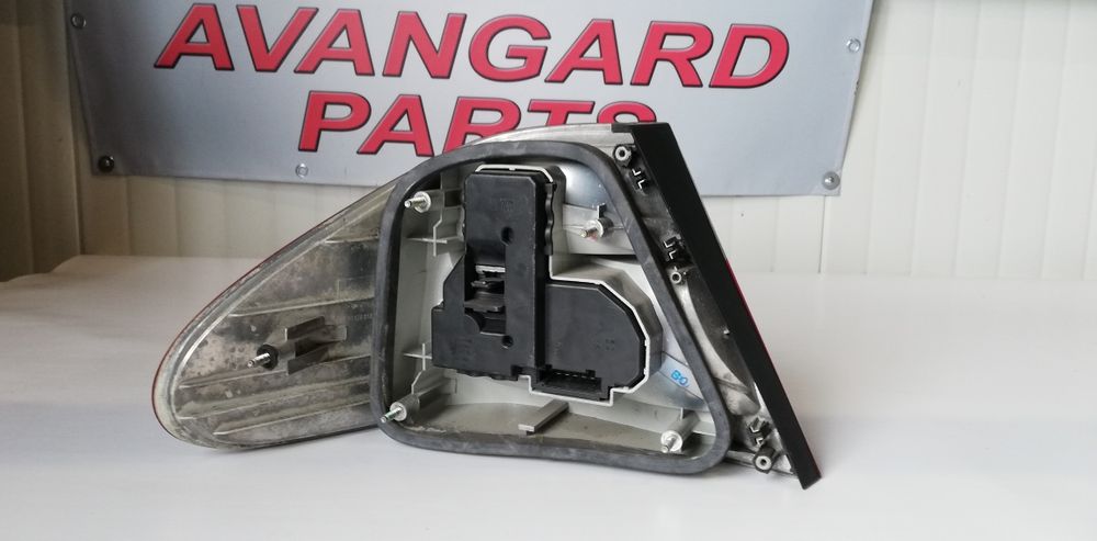 2 броя десен стоп Mercedes CLK W208 (1997-2003)