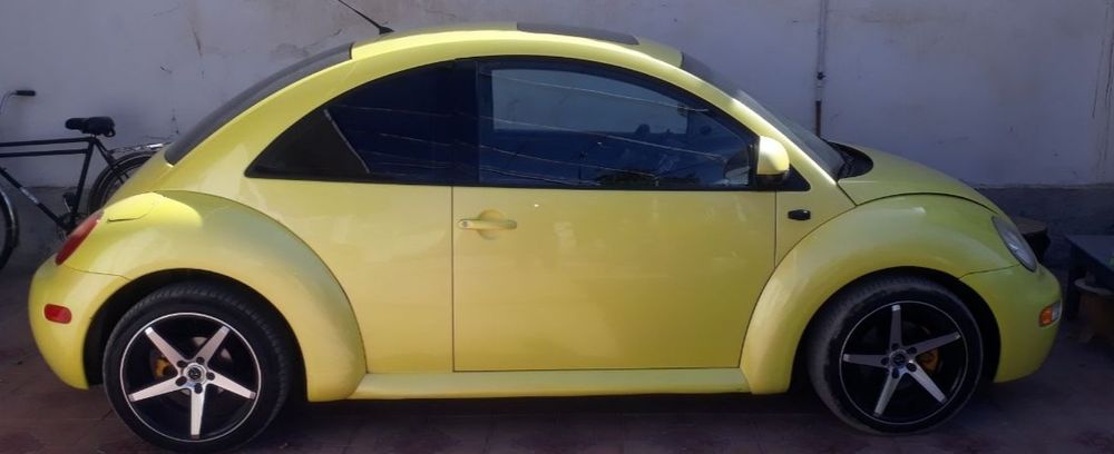 Folkswagen Beetle sotiladi
