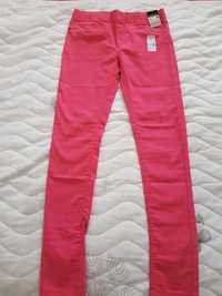 Pantaloni  NOI rosii 152
