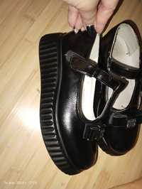 Туфли черные 31 размер