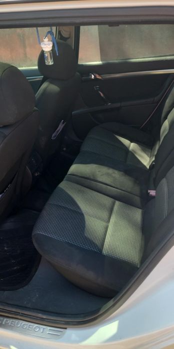 Peugeot 407 full