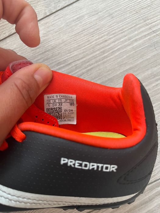 Стоножки adidas Predator 32номер