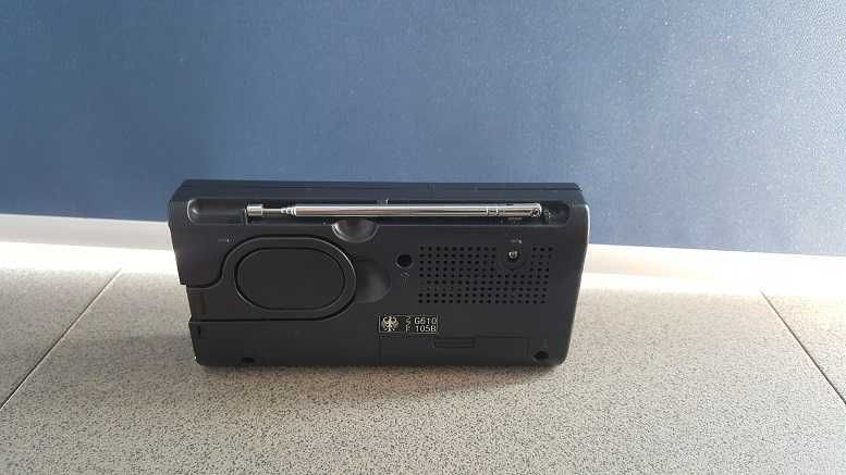 Radio Sony ICF-380 – AM/FM – Original, ca nou (japan)