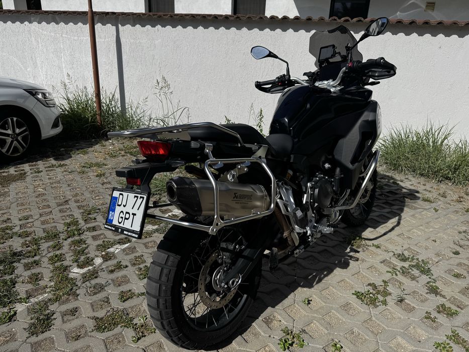 BMW F900 GS Adventure