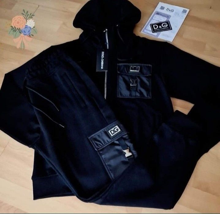 Trening Dolce Gabbana/Italia/cod Qr,saculet,etichetă incluse