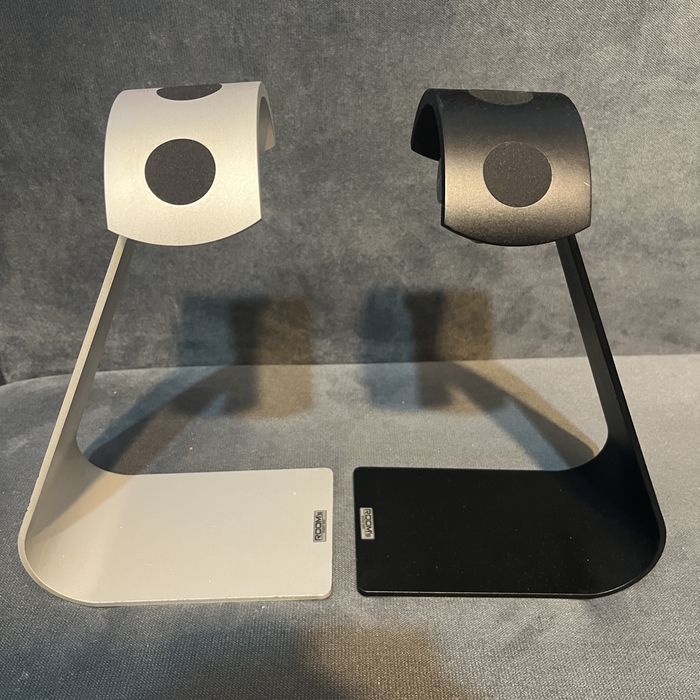 Standuri Rooms pentru casti audio