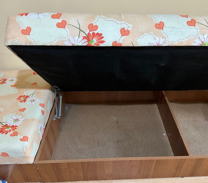 Единични легла + матраци