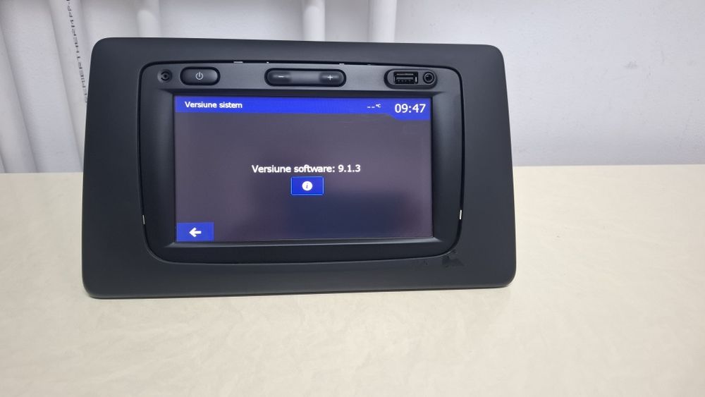 Navigatie originala Dacia Logan Sandero Duster Dokker - 650 lei