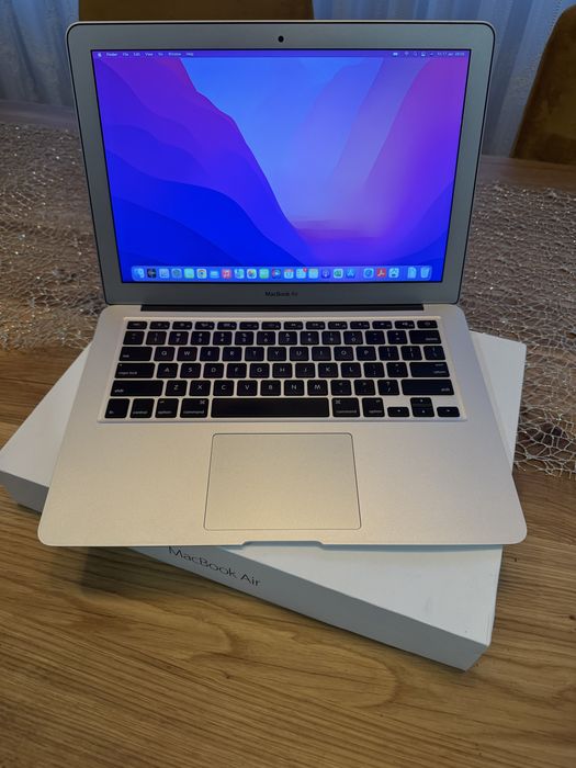 Macbook air 2017 i5 128ssd