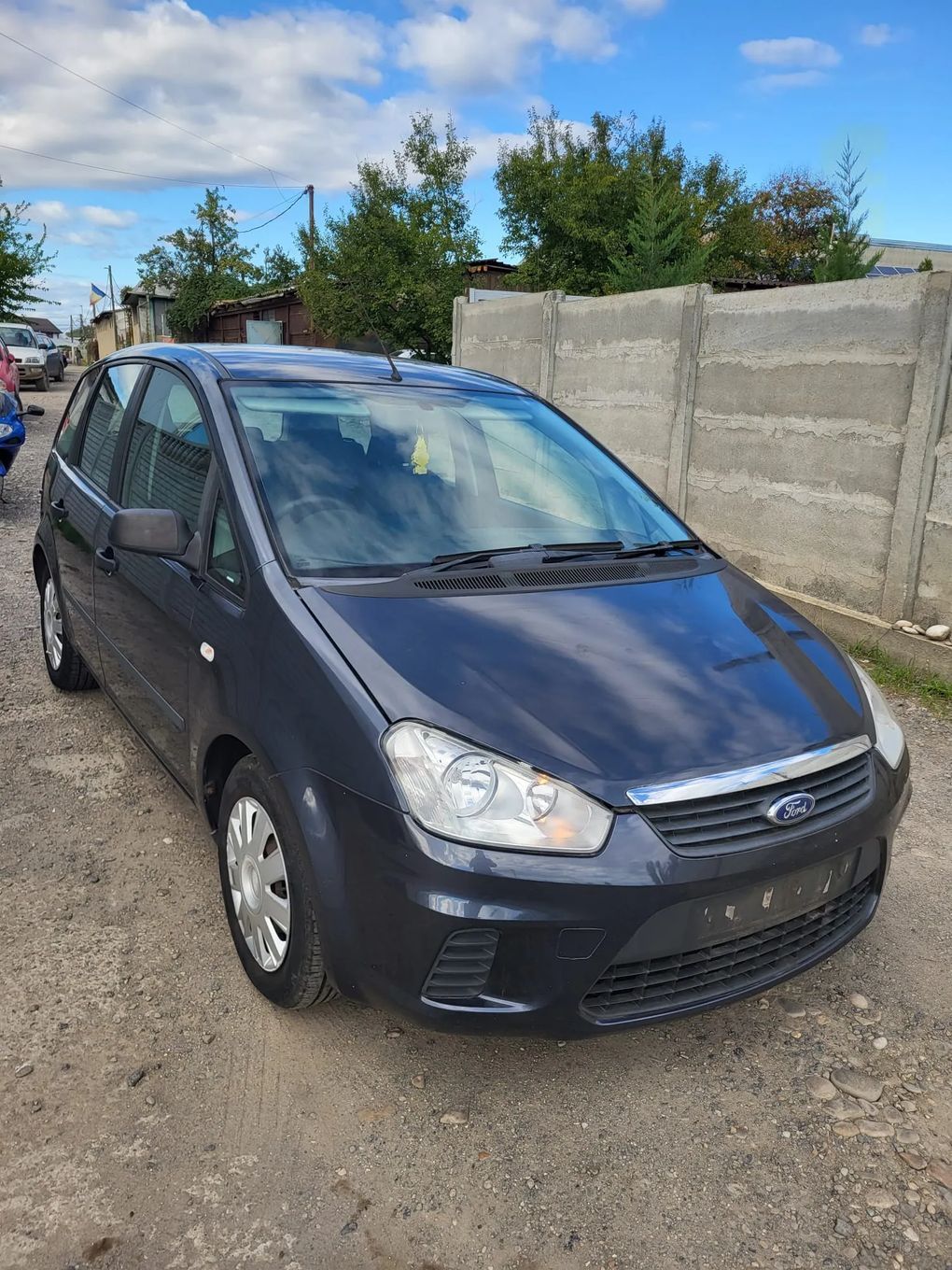 Dezmembram/Piese Ford Focus C-MAX 1.6 benzina