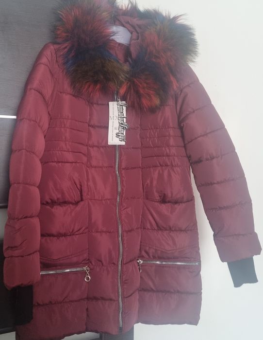 Зимний пуховик с этикеткой