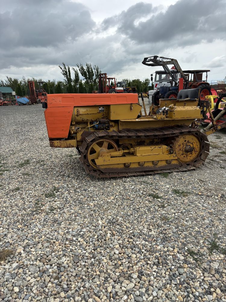 Tractor pe senile goldoni itma
